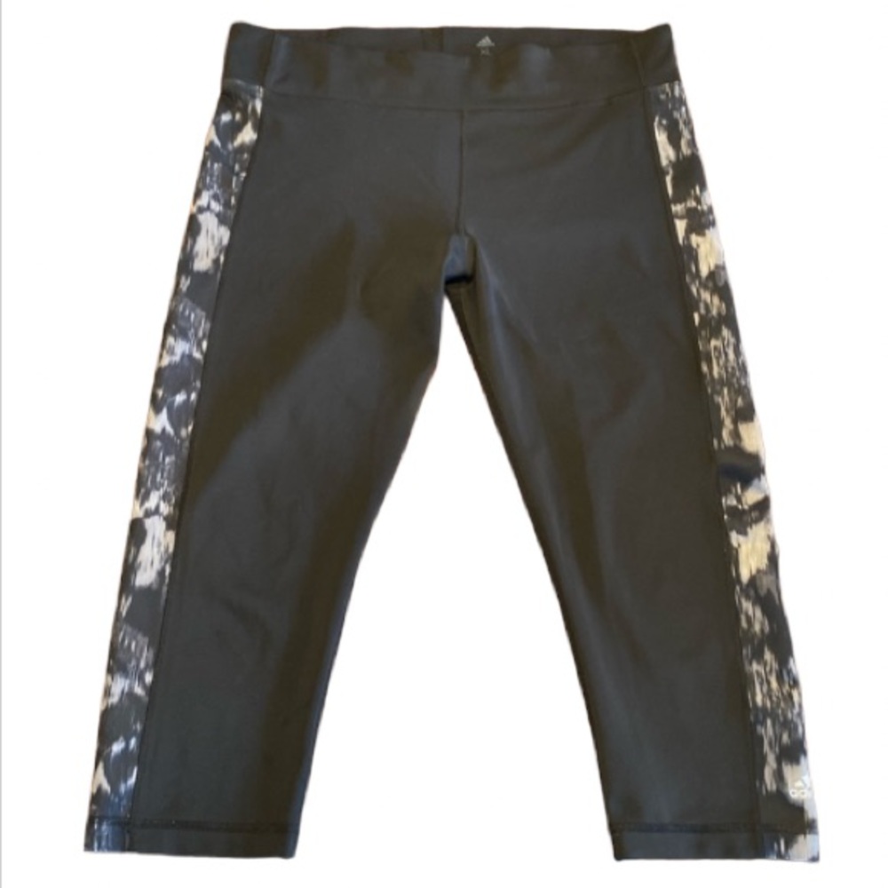 Black womens Adidas crop workout pants size XL